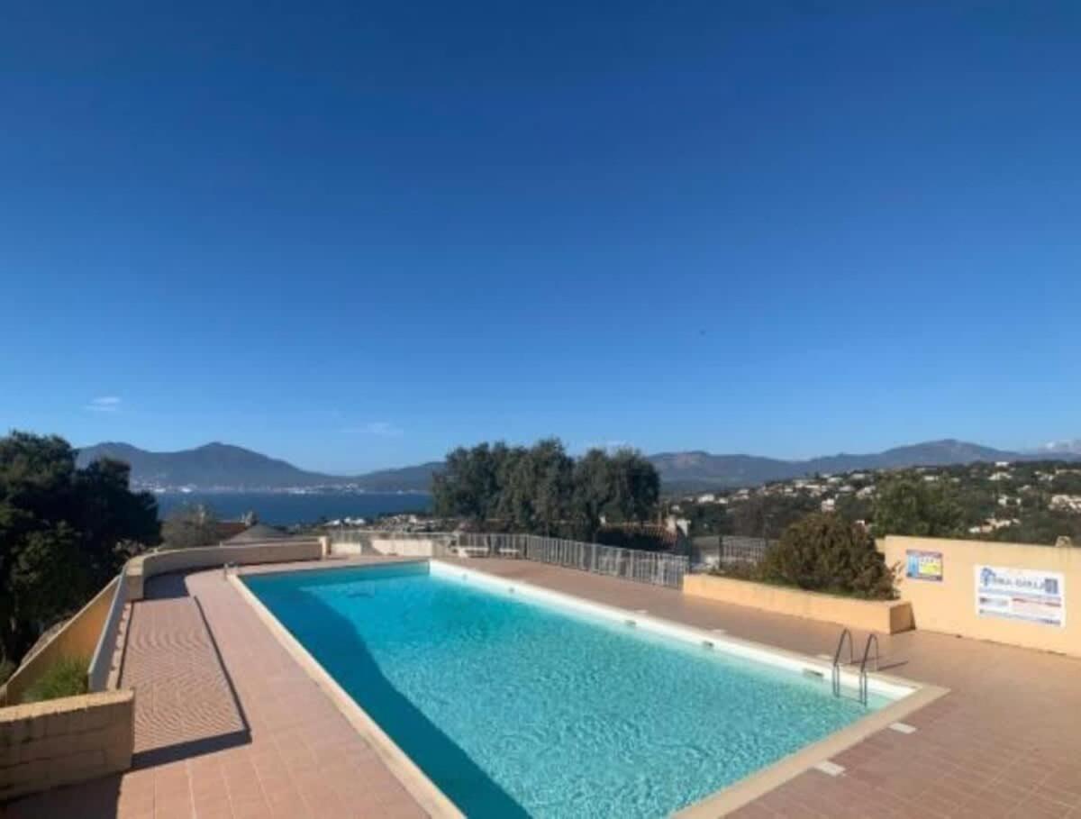 Studio Vue Mer A Porticcio Piscine Et Parking Екстер'єр фото