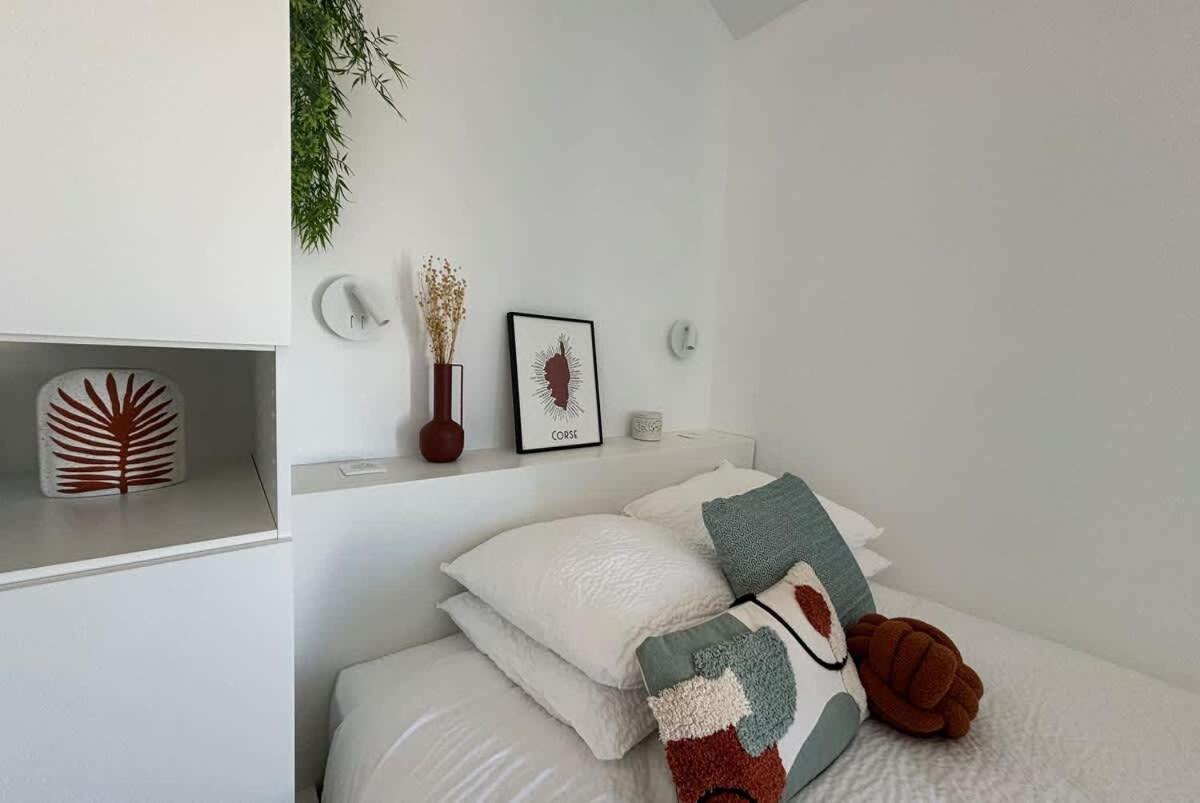 Studio Vue Mer A Porticcio Piscine Et Parking Екстер'єр фото